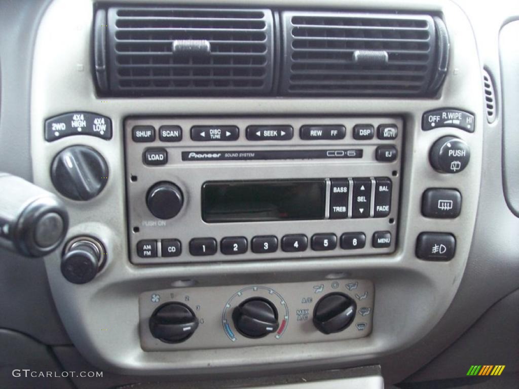 2001 Explorer Sport 4x4 - Silver Frost Metallic / Dark Graphite photo #52