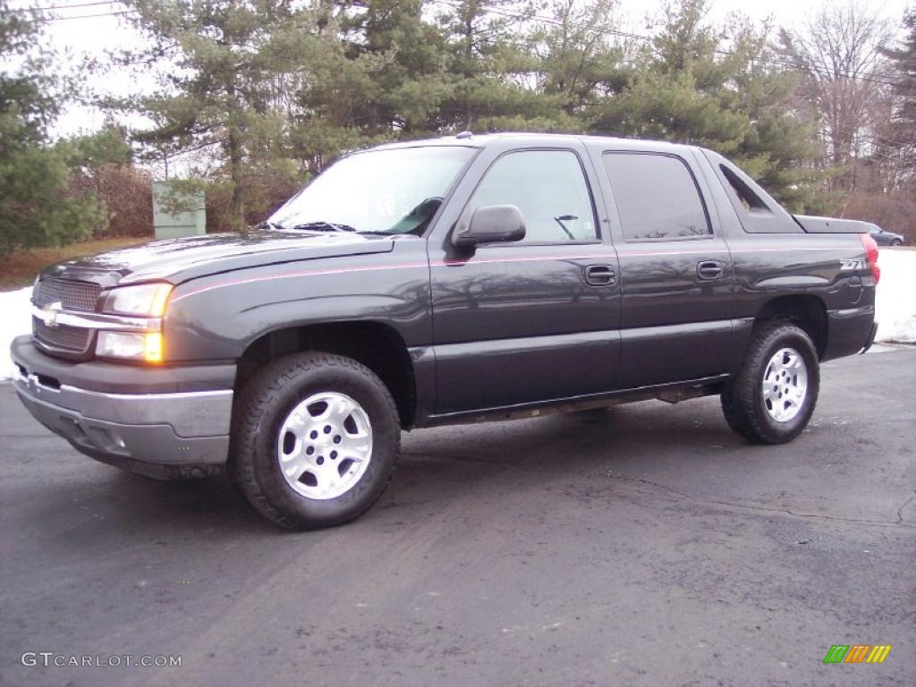 2005 Avalanche Z71 4x4 - Dark Gray Metallic / Gray/Dark Charcoal photo #1