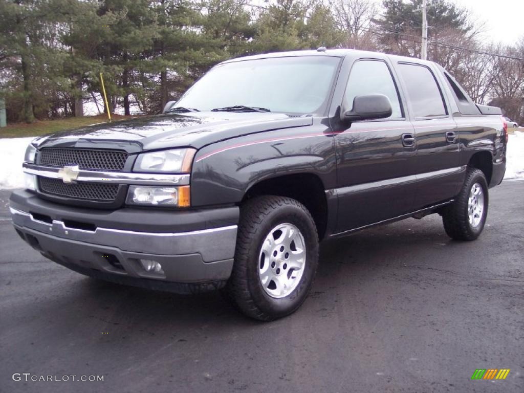 2005 Avalanche Z71 4x4 - Dark Gray Metallic / Gray/Dark Charcoal photo #2