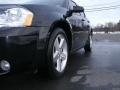 Brilliant Black Crystal Pearl - Avenger SXT Photo No. 2