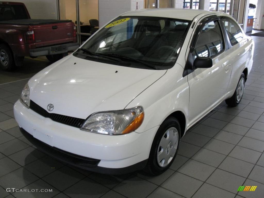 2002 ECHO Sedan - Polar White / Shadow Gray photo #2