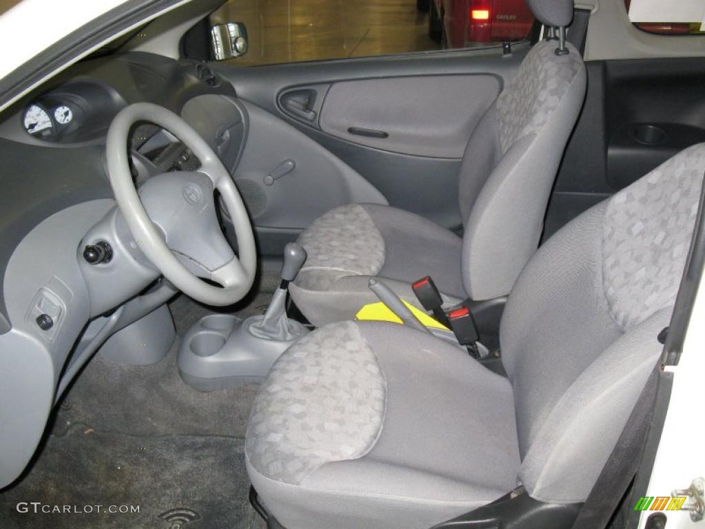 2002 ECHO Sedan - Polar White / Shadow Gray photo #12