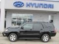 Black - 4Runner SR5 4x4 Photo No. 4