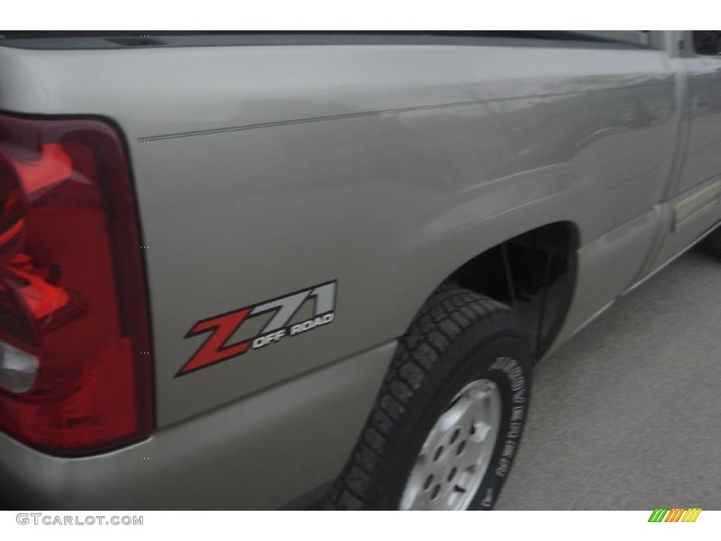 2003 Silverado 1500 LS Extended Cab 4x4 - Light Pewter Metallic / Dark Charcoal photo #8