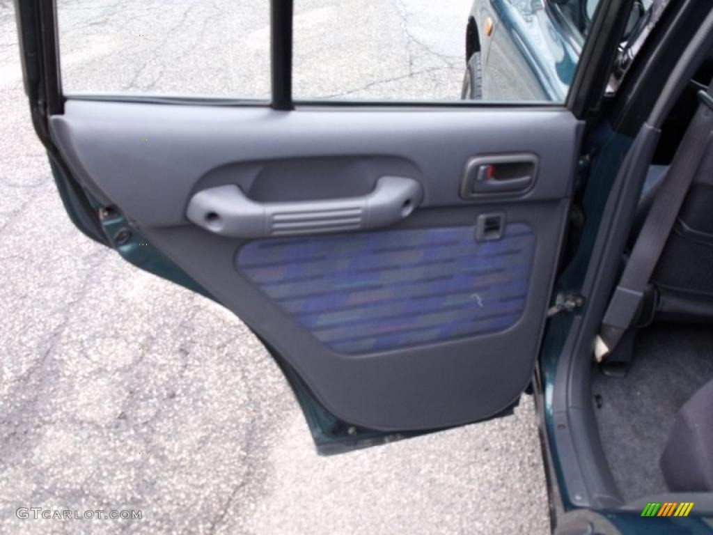 1996 RAV4 4WD - Sequoia Green Metallic / Gray photo #17