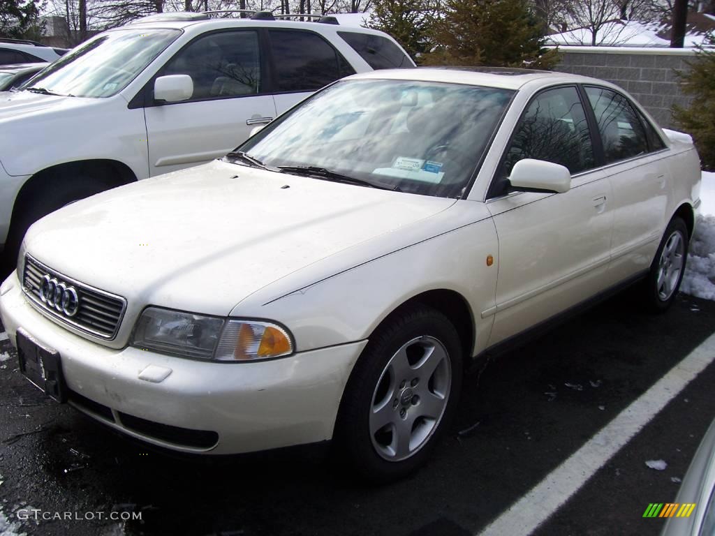 1998 A4 2.8 quattro Sedan - Pearl White Pearlescent / Opal Grey photo #2