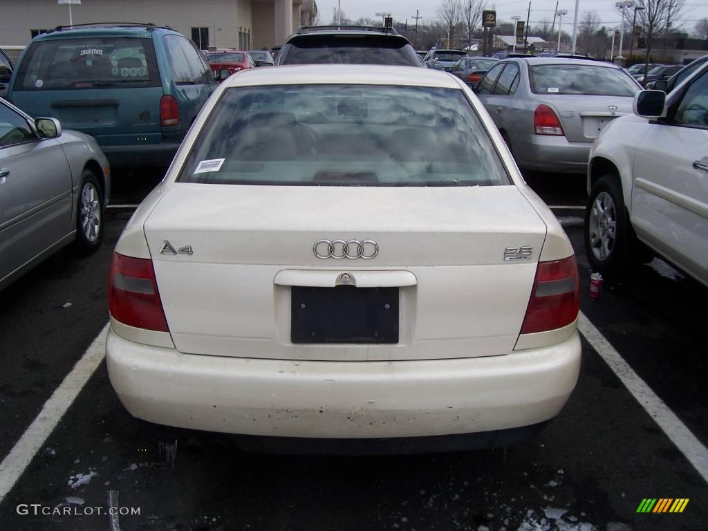 1998 A4 2.8 quattro Sedan - Pearl White Pearlescent / Opal Grey photo #3