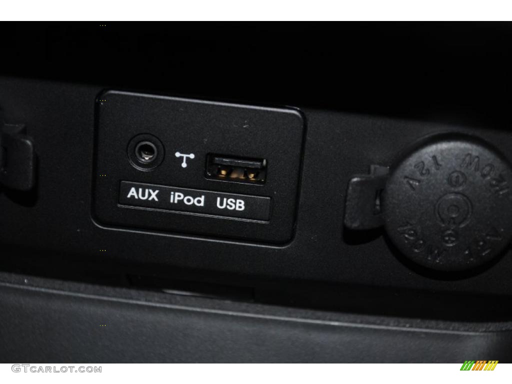 2011 Sorento EX - Spicy Red / Beige photo #42