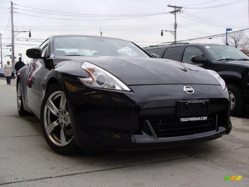 2009 370Z Touring Coupe - Magnetic Black / Black Leather photo #1