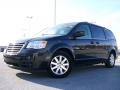 2008 Brilliant Black Crystal Pearlcoat Chrysler Town & Country Touring  photo #4