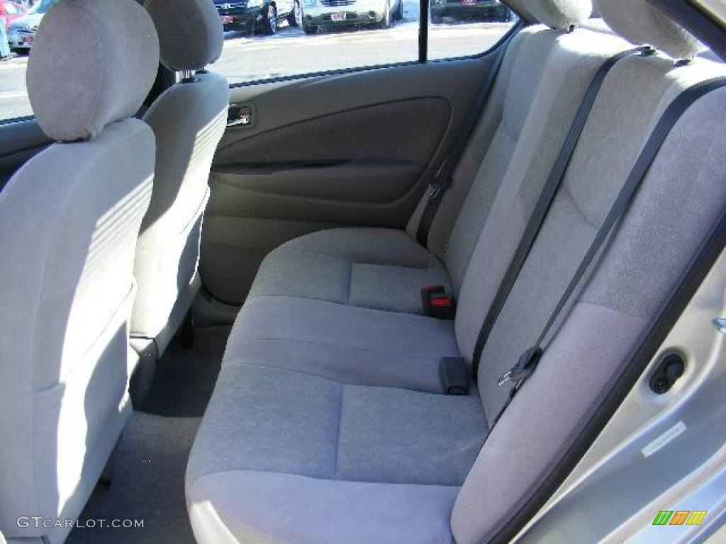 2002 Prius Hybrid - Silver Strata Metallic / Gray photo #11