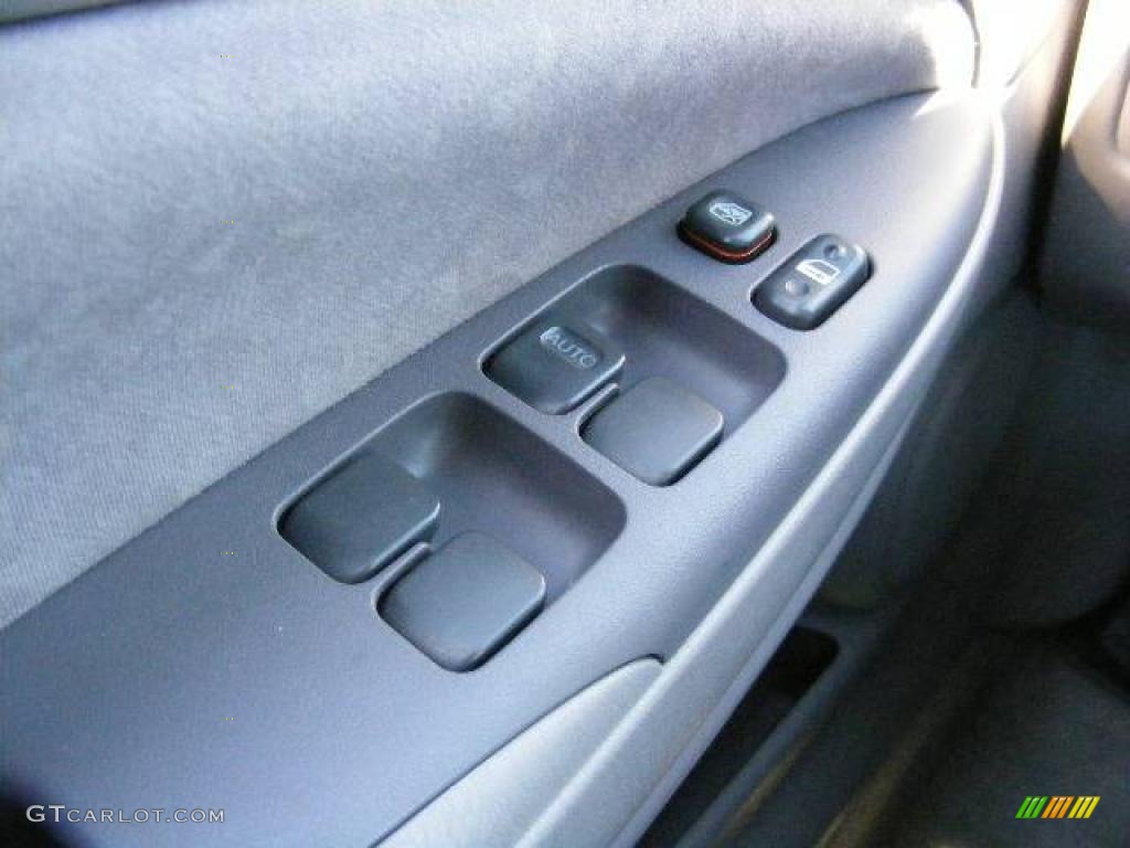 2002 Prius Hybrid - Silver Strata Metallic / Gray photo #21