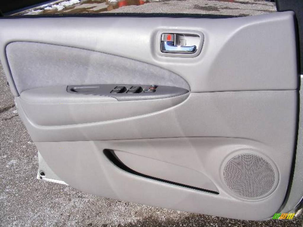 2002 Prius Hybrid - Silver Strata Metallic / Gray photo #22