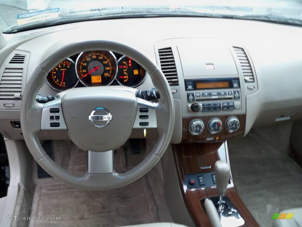 2005 Altima 3.5 SE - Super Black / Blond photo #6