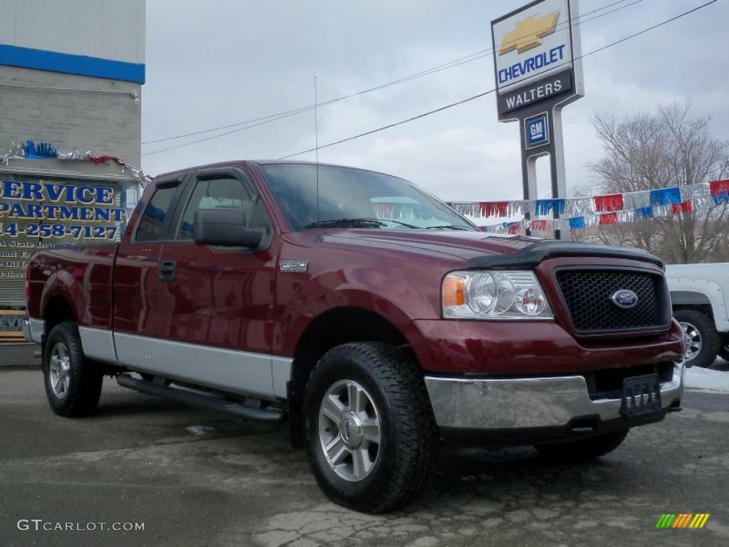 2005 F150 XLT SuperCab 4x4 - Bright Red / Black photo #3