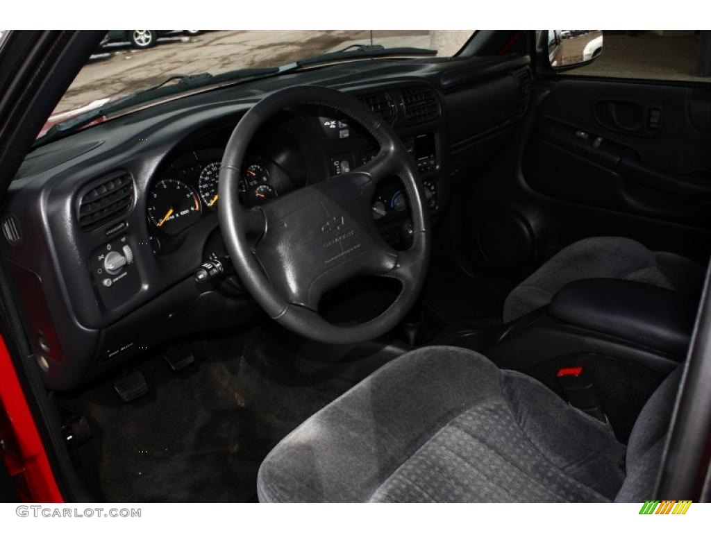 1998 Blazer LS 4x4 - Apple Red / Graphite photo #7