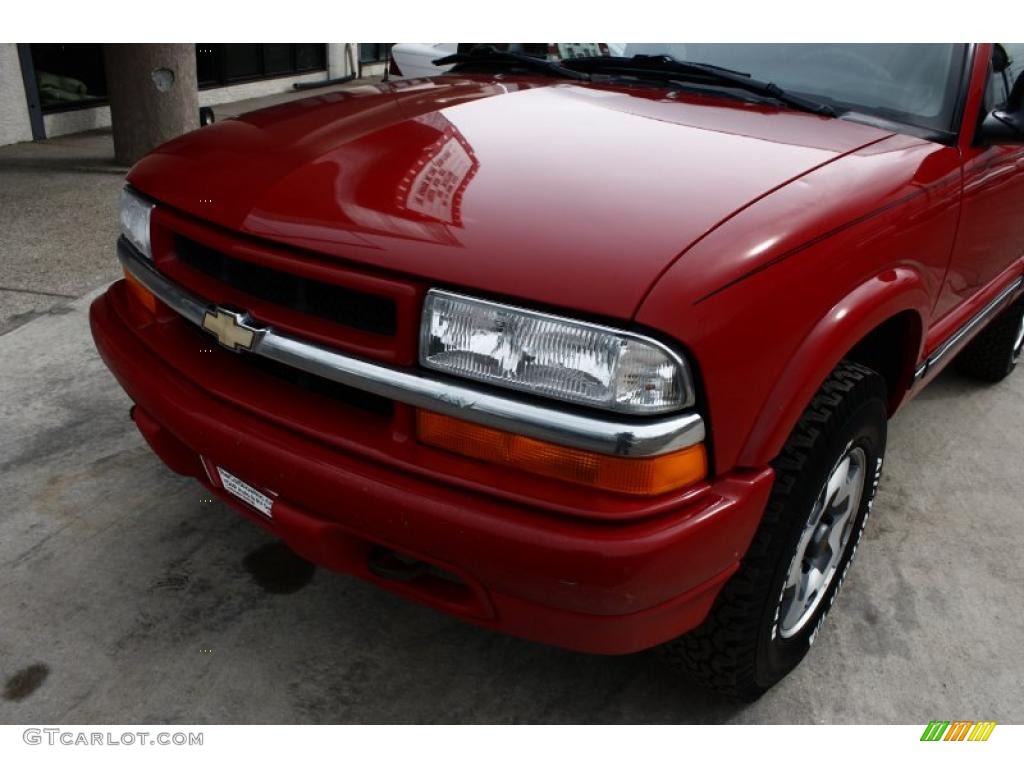1998 Blazer LS 4x4 - Apple Red / Graphite photo #16