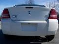 Stone White - Avenger SXT Photo No. 6