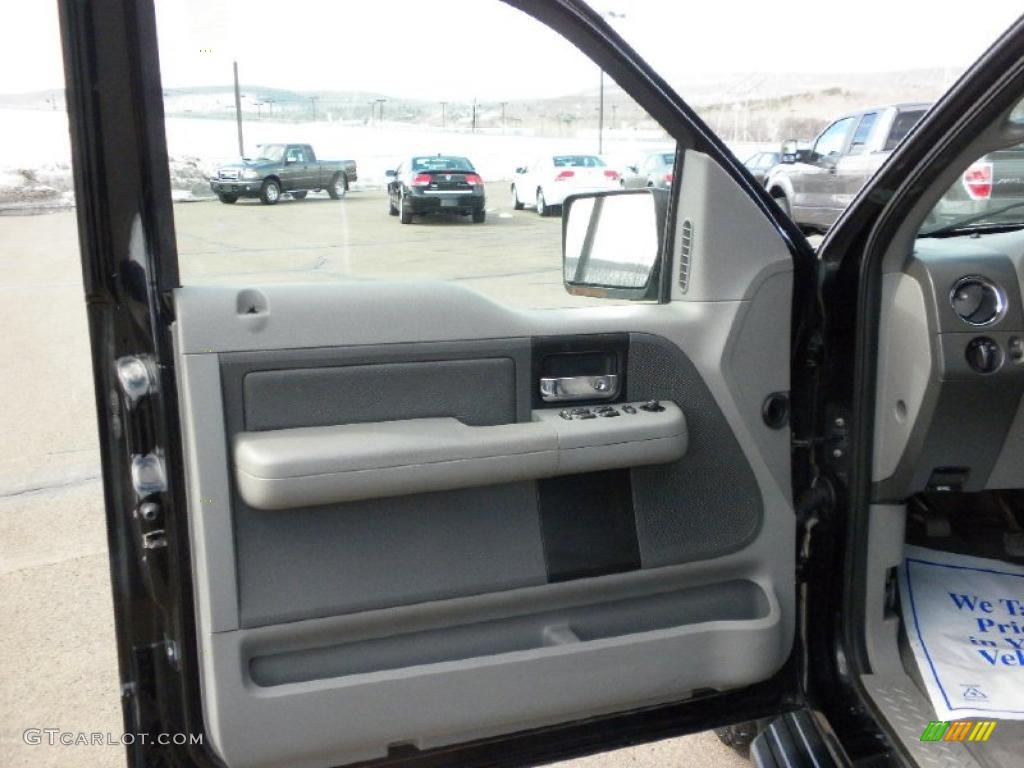 2004 F150 XLT SuperCab 4x4 - Black / Dark Flint photo #15
