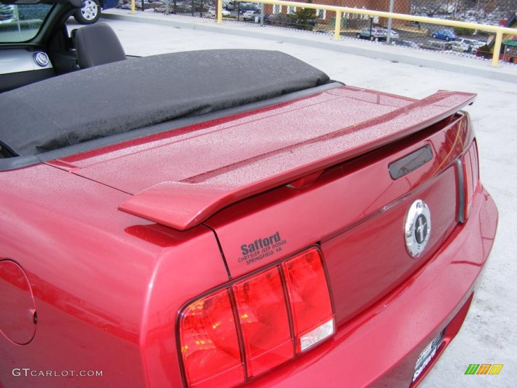 2006 Mustang V6 Premium Convertible - Redfire Metallic / Dark Charcoal photo #32