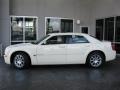 Stone White - 300 C HEMI Photo No. 5