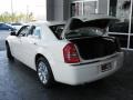 2007 Stone White Chrysler 300 C HEMI  photo #8