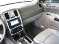 Stone White - 300 C HEMI Photo No. 22