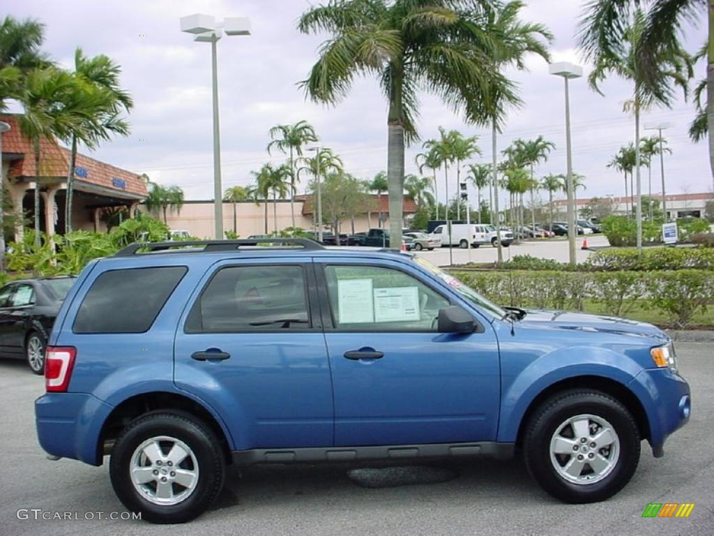 2009 Escape XLT V6 - Sport Blue Metallic / Stone photo #2