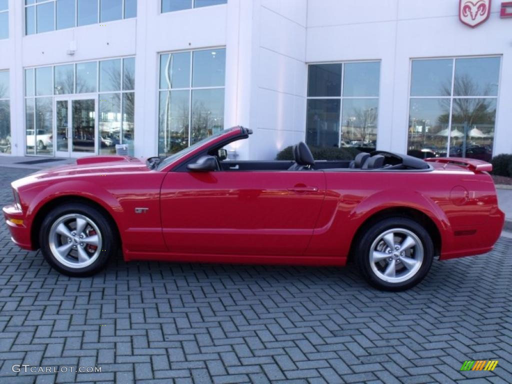 2007 Mustang GT Premium Convertible - Torch Red / Charcoal photo #2