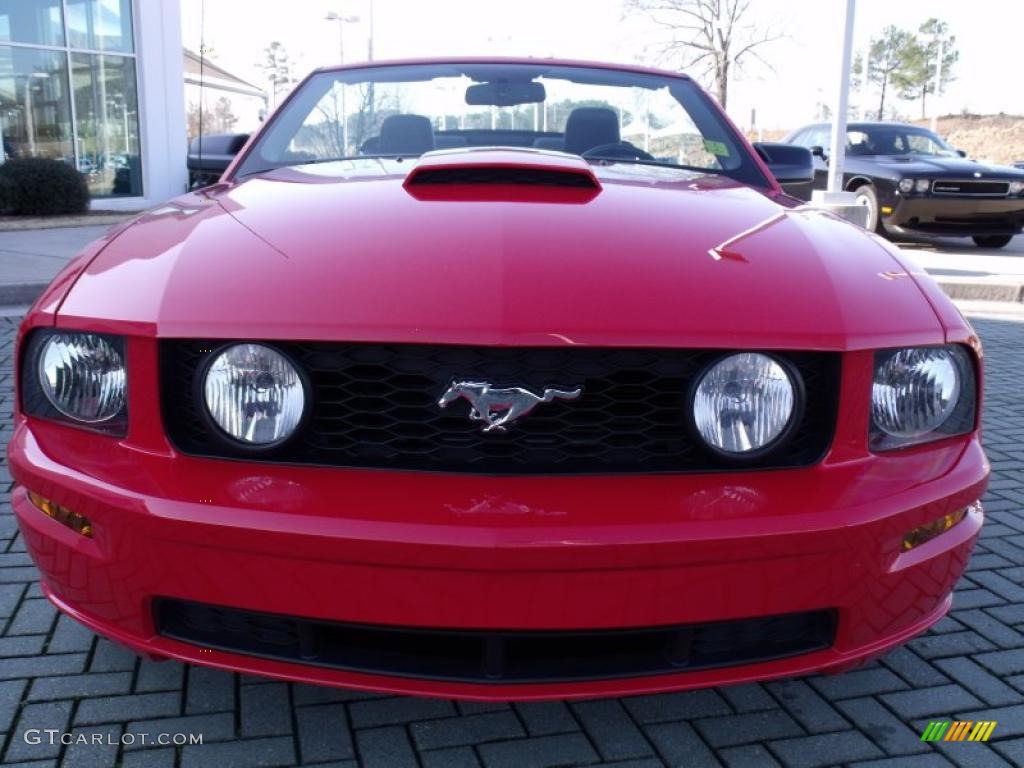 2007 Mustang GT Premium Convertible - Torch Red / Charcoal photo #8