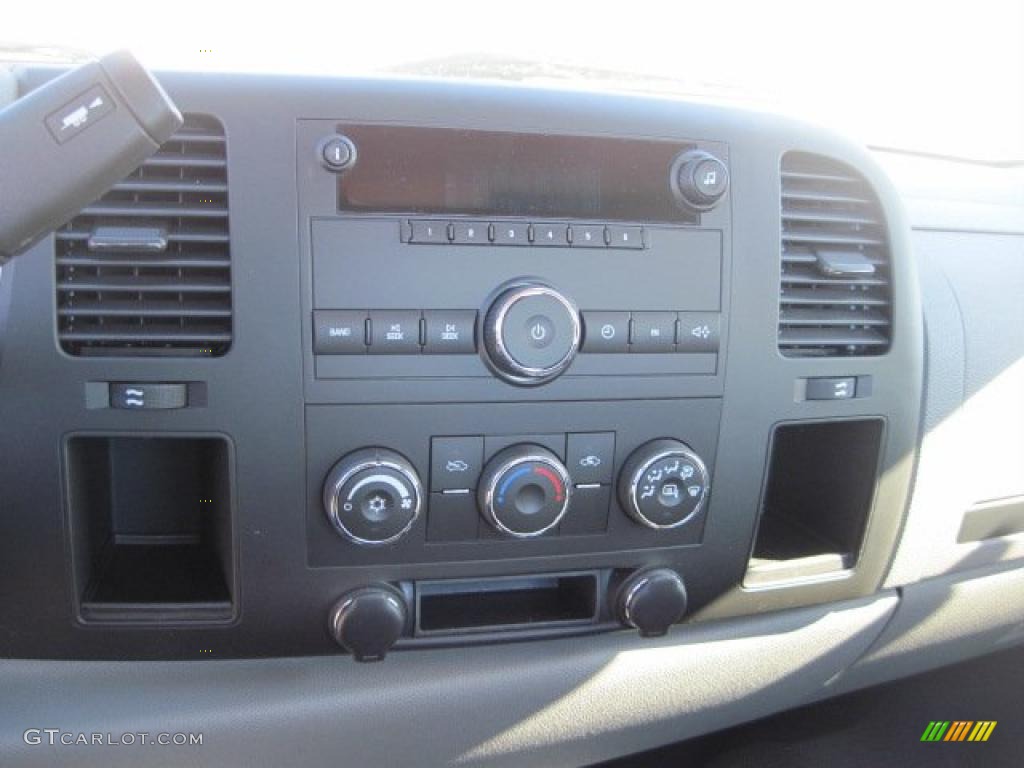 2010 Silverado 2500HD Regular Cab - Victory Red / Ebony photo #10
