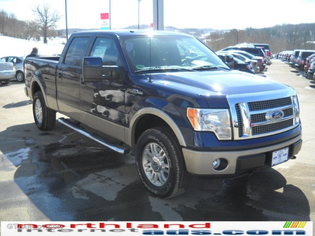 2010 F150 Lariat SuperCrew 4x4 - Dark Blue Pearl Metallic / Medium Stone photo #4