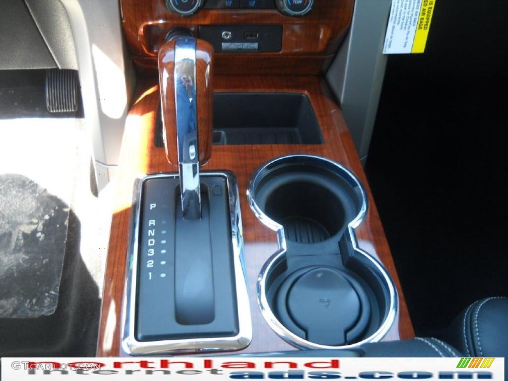 2010 F150 Lariat SuperCrew 4x4 - Dark Blue Pearl Metallic / Medium Stone photo #18