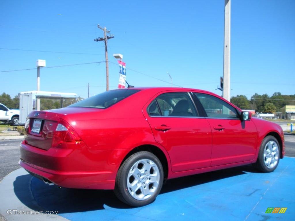 2010 Fusion SE - Sangria Red Metallic / Medium Light Stone photo #3