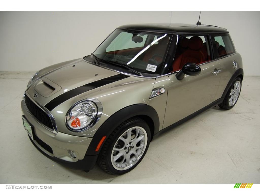 2007 Cooper S Hardtop - Pure Silver Metallic / Rooster Red/Carbon Black photo #10