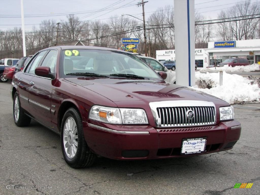 2009 Grand Marquis LS Ultimate Edition - Dark Toreador Red Metallic / Light Camel photo #2