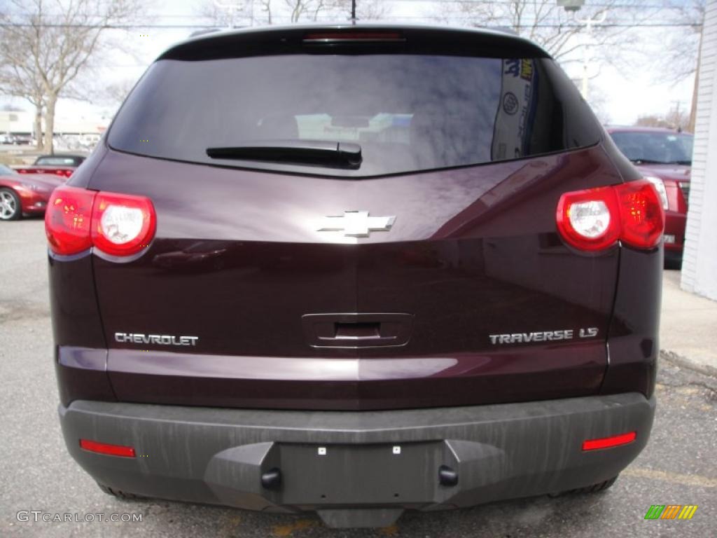 2009 Traverse LS AWD - Dark Cherry Metallic / Dark Gray/Light Gray photo #5