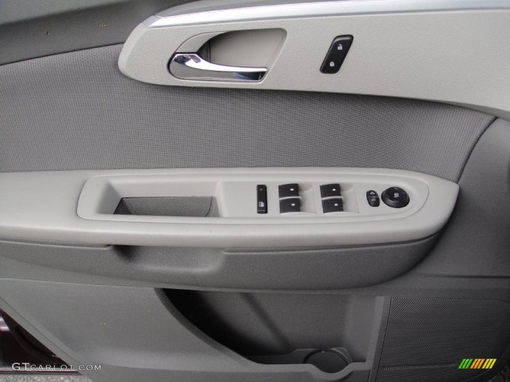 2009 Traverse LS AWD - Dark Cherry Metallic / Dark Gray/Light Gray photo #8