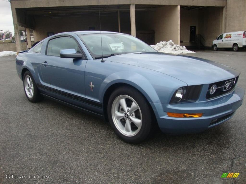 2007 Mustang V6 Premium Coupe - Vista Blue Metallic / Light Graphite photo #5