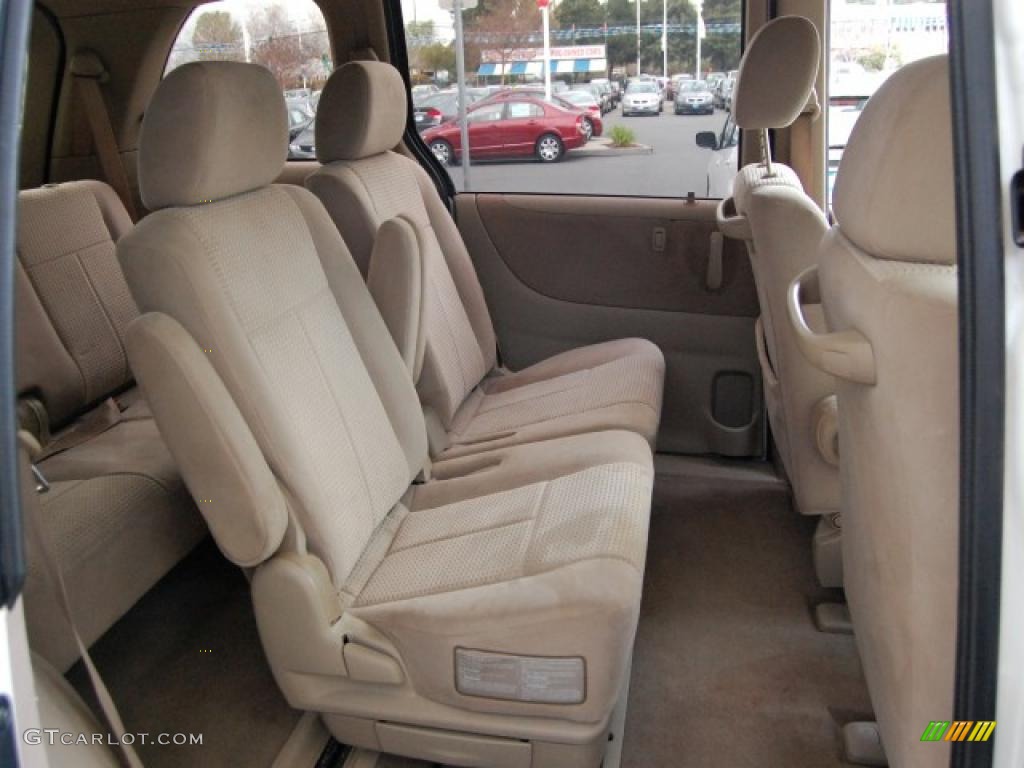 2004 MPV LX - Rally White / Beige photo #16