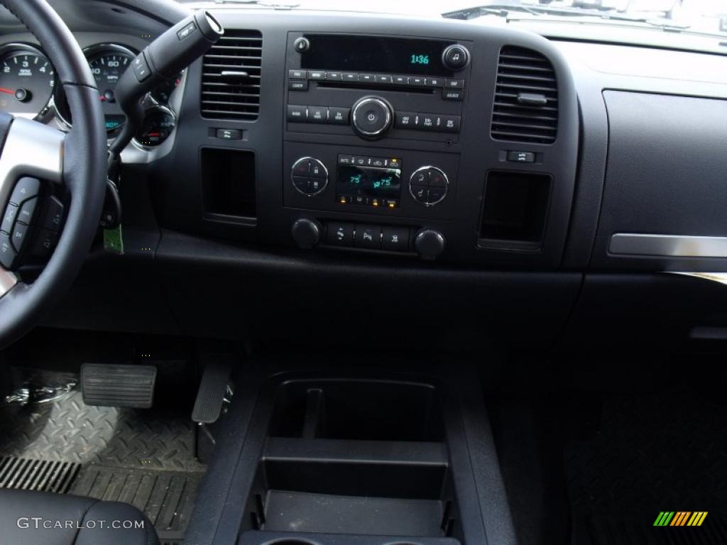 2010 Sierra 1500 SLE Crew Cab - Carbon Black Metallic / Ebony photo #16