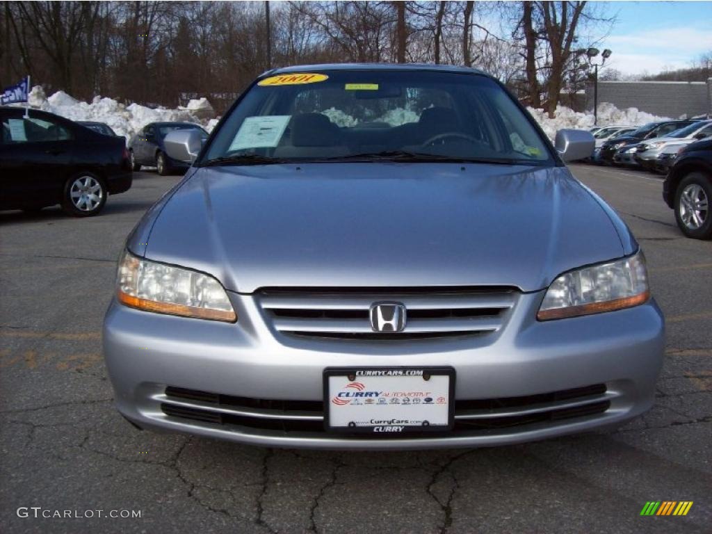 2001 Accord LX Sedan - Satin Silver Metallic / Quartz Gray photo #3