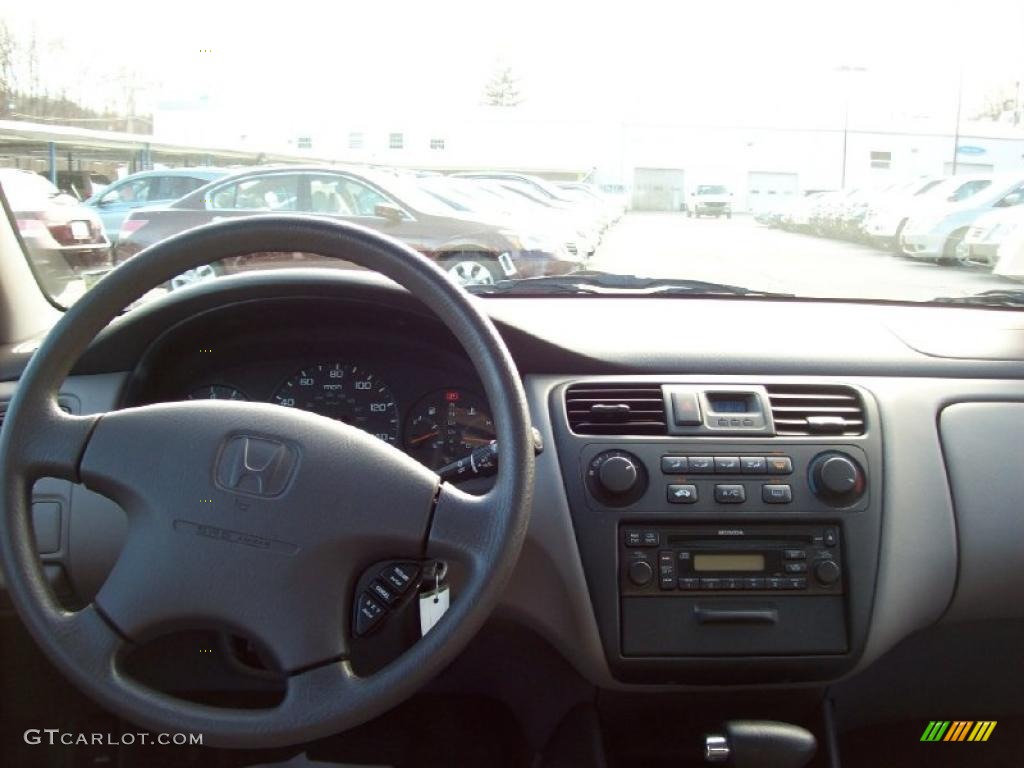 2001 Accord LX Sedan - Satin Silver Metallic / Quartz Gray photo #5