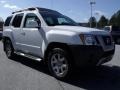 2010 Avalanche White Nissan Xterra SE  photo #7