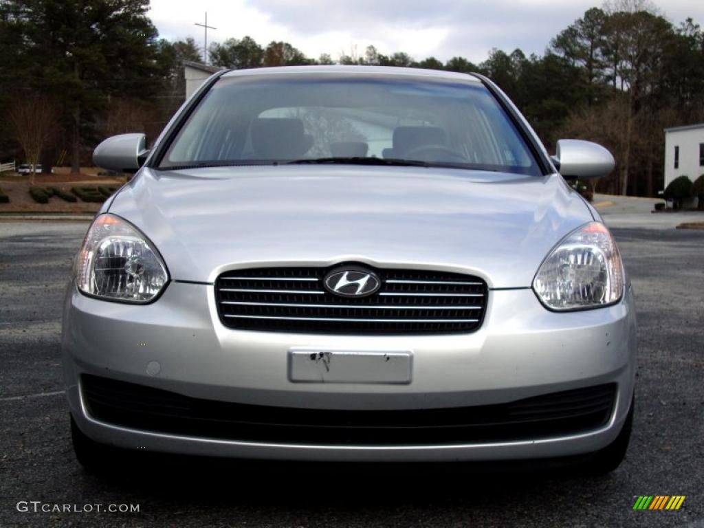 2006 Accent GLS Sedan - Platinum Silver / Gray photo #7