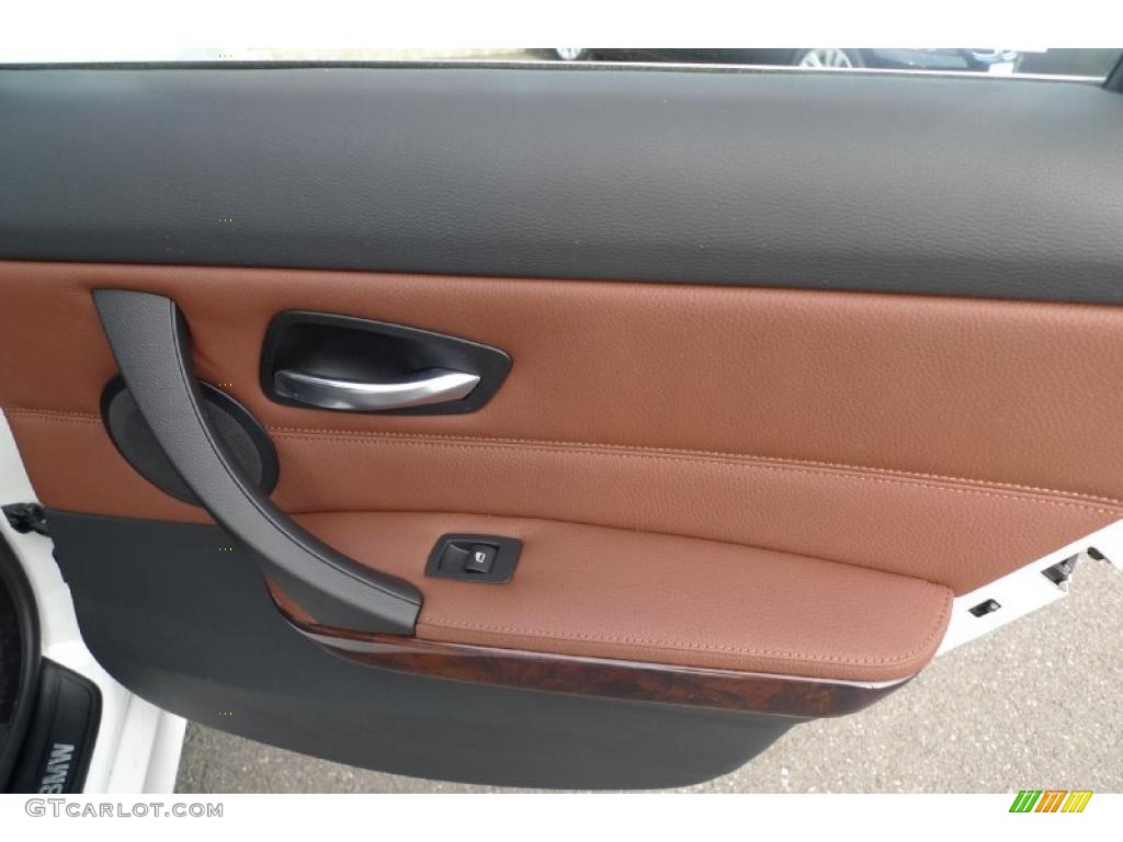 2007 3 Series 335i Sedan - Alpine White / Terra/Black Dakota Leather photo #30
