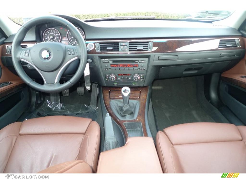 2007 3 Series 335i Sedan - Alpine White / Terra/Black Dakota Leather photo #34