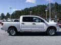 Blizzard White - Titan SE Crew Cab Photo No. 6