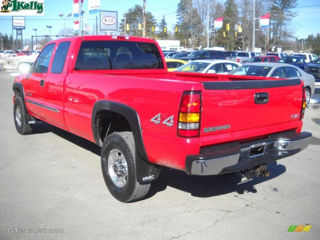 2006 Sierra 2500HD SLE Extended Cab 4x4 - Fire Red / Dark Pewter photo #5