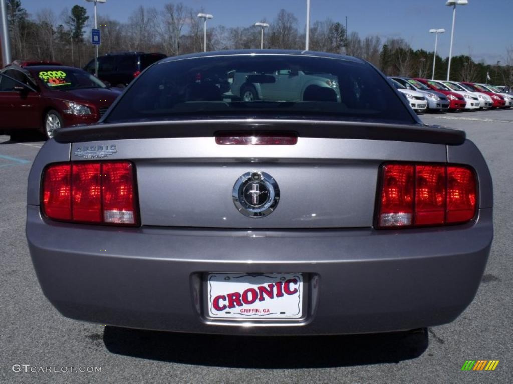 2007 Mustang V6 Premium Coupe - Tungsten Grey Metallic / Black/Dove Accent photo #4